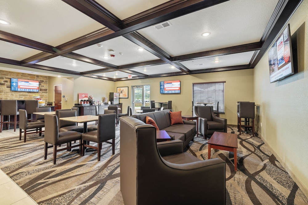 Cobblestone Hotel & Suites Alpine - photo 33