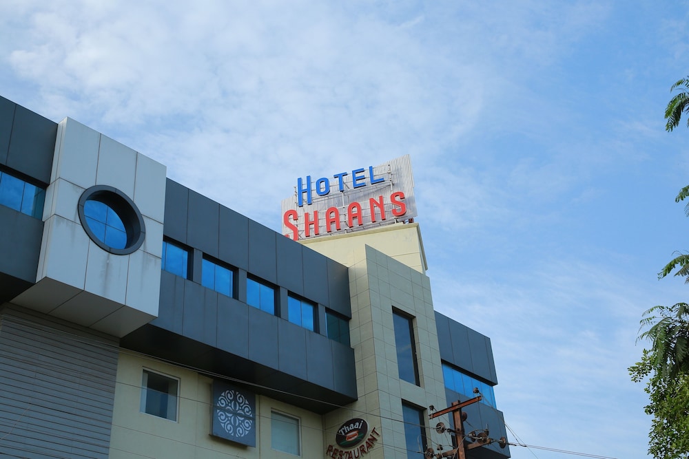 Hotel Shaans in Tiruchirappalli, India