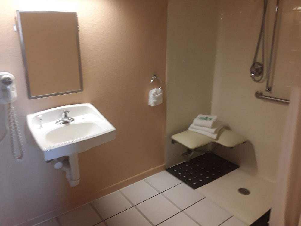 Italy Inn - photo 13