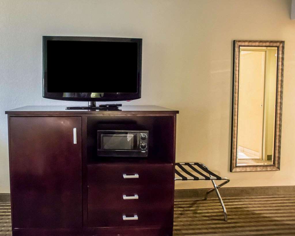 Quality Inn Mill Hall Lamar - photo 19