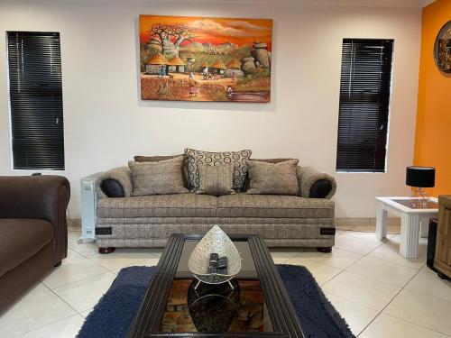 Cozy Inn — Maseru — photo 5
