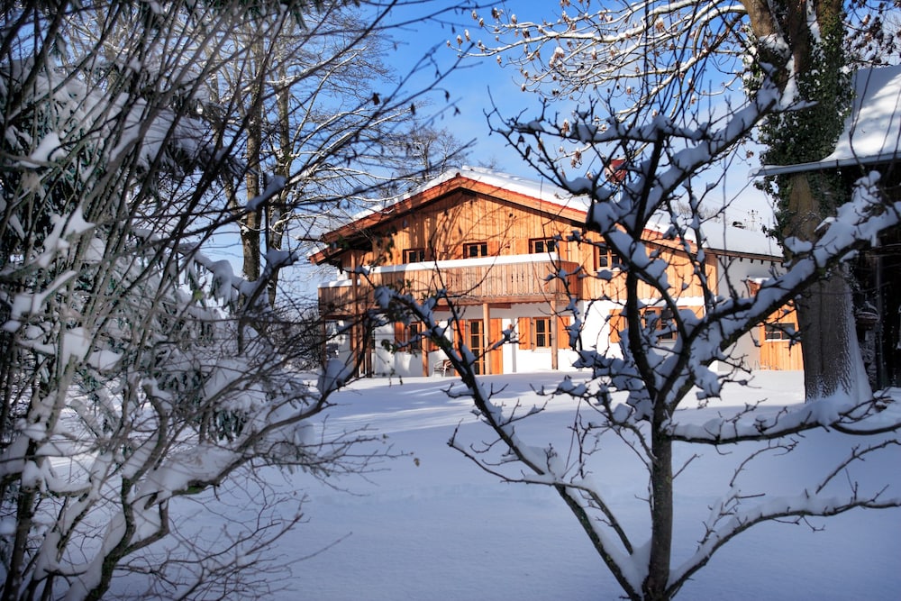 Luna Mia Apartment 5 — 4-Star Luxury Hotel in Schwangau, Germany