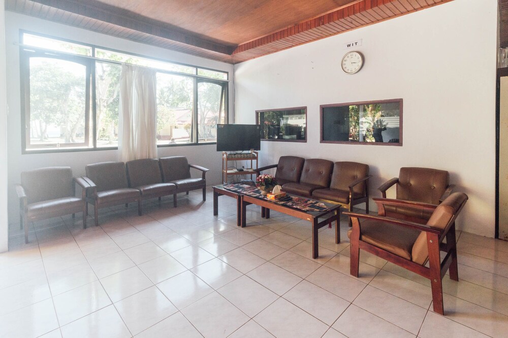 Collin Beach Hotel — Ambon — photo 5