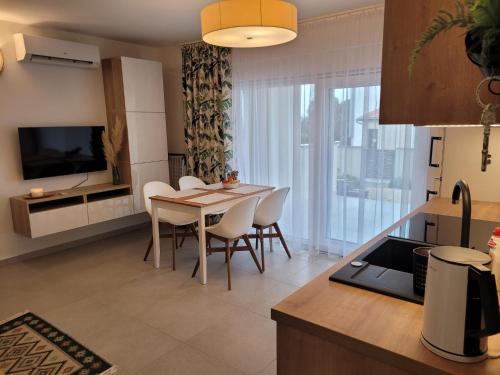 Apartment My Flower — 4-Star Luxury Hotel in Novalja, Croatia