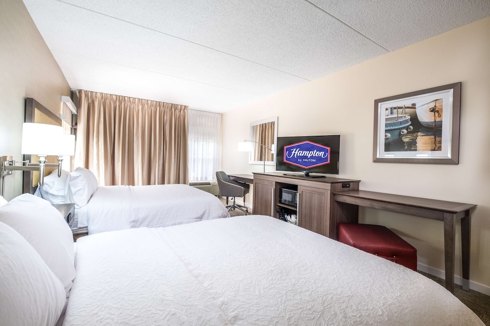 Hampton Inn Freeport Brunswick - photo 13