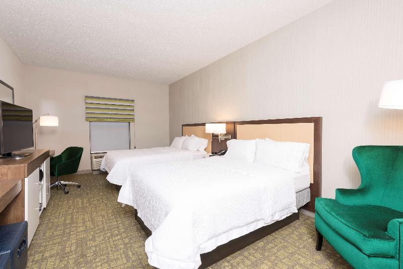 Hampton Inn & Suites East Lansing Okemos - photo 13