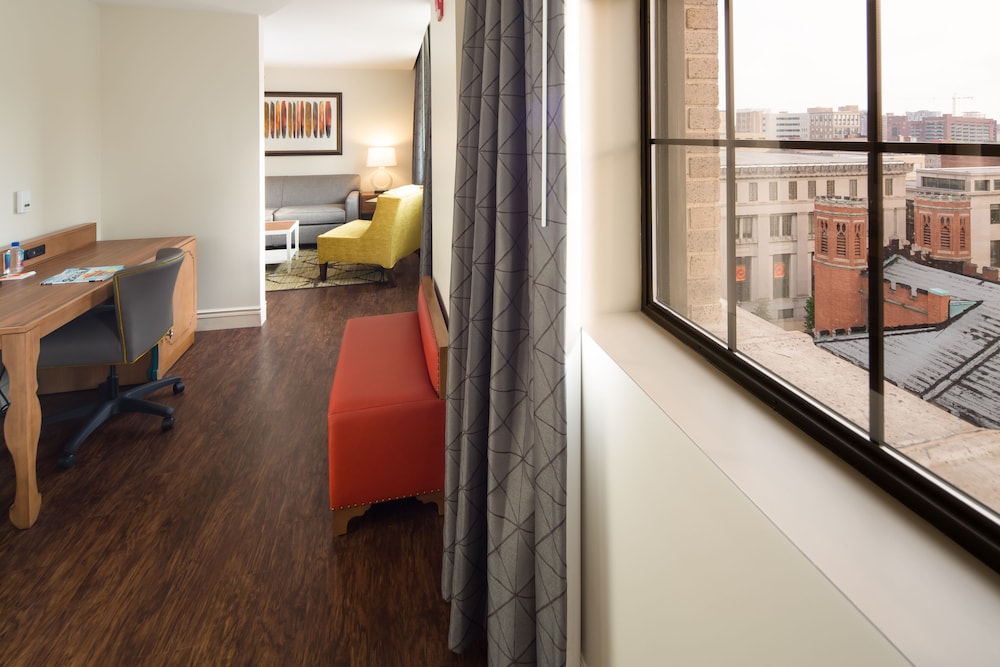 Hotel Indigo Baltimore Downtown by IHG - photo 16