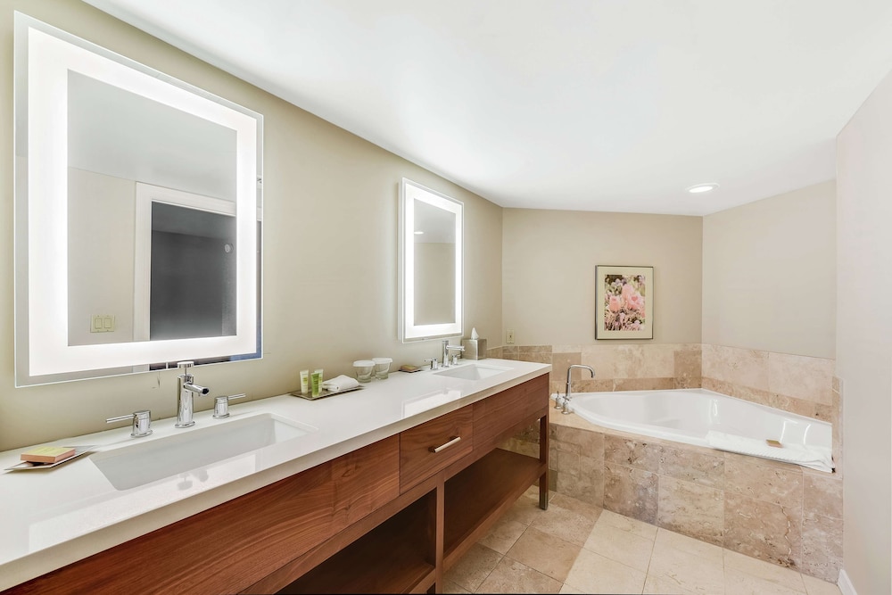 Hilton Phoenix Tapatio Cliffs Resort - photo 35