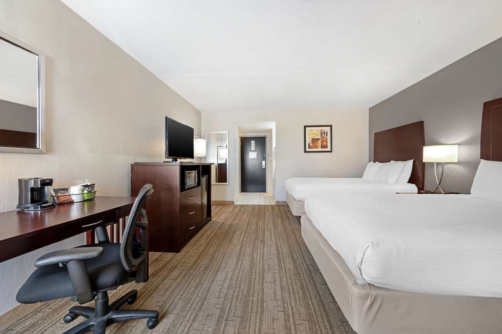 Best Western Ashbury Inn - photo 10