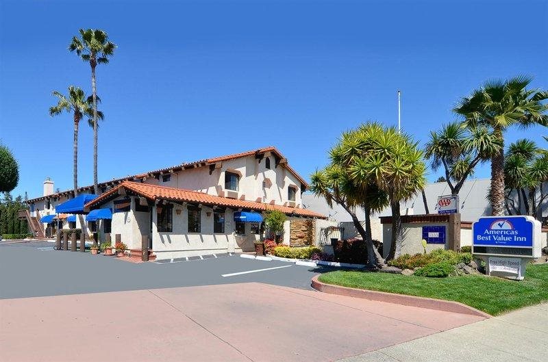 Travelodge by Wyndham Concord — hotel in Concord