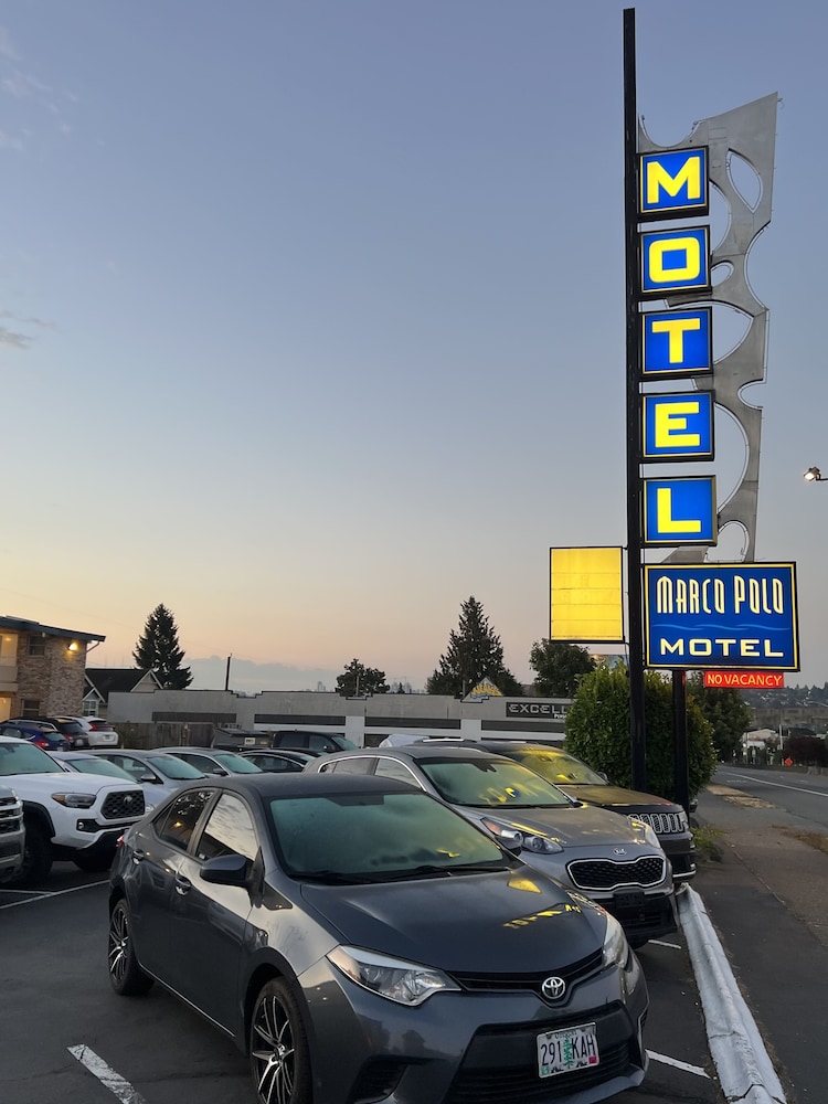 Marco Polo Motel - photo 25