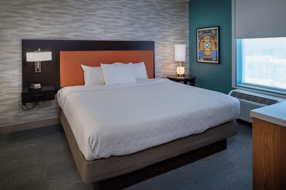 Home2 Suites by Hilton St. Louis Forest Park - photo 16