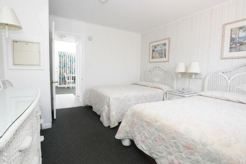 Commander by the Sea Motel - photo 30