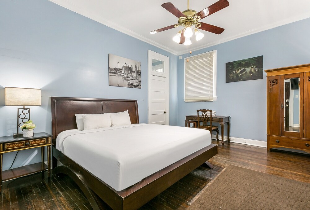 Canal Express Rooms - photo 12
