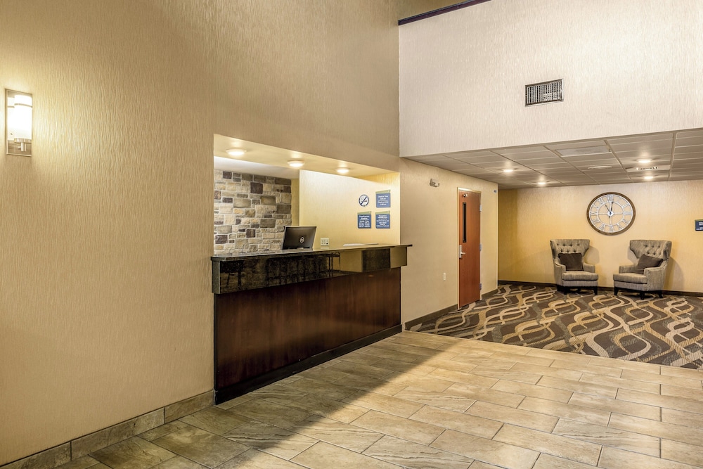 Cobblestone Inn & Suites Merrill - photo 50