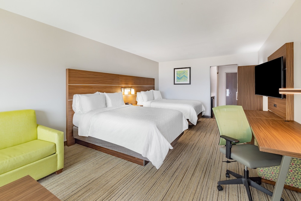Holiday Inn Express & Suites Lincoln Downtown by IHG - photo 16