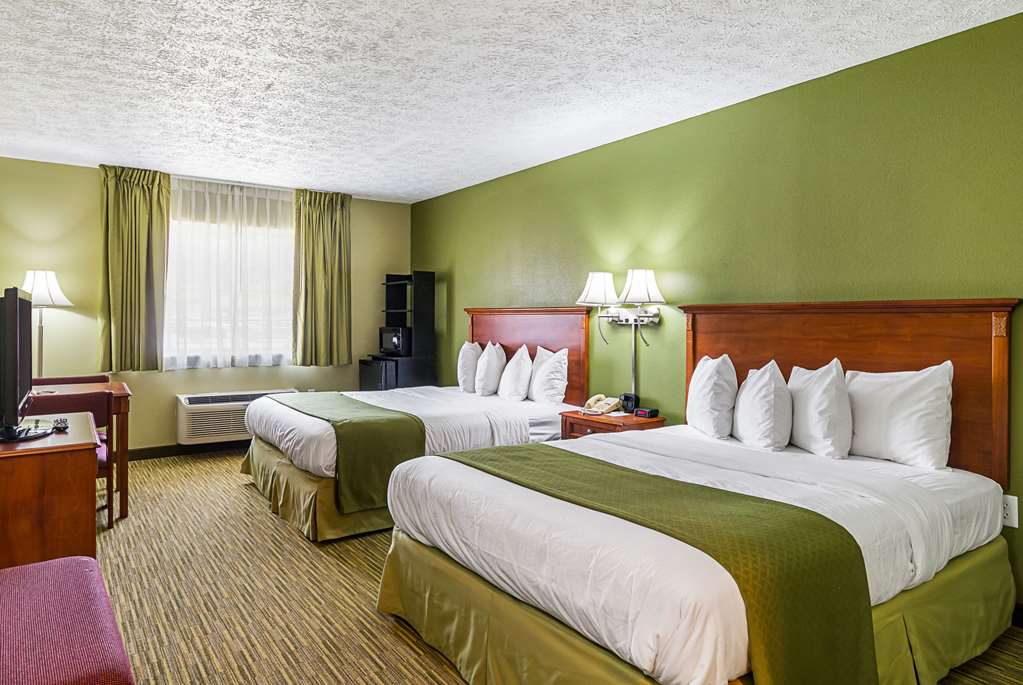 Quality Inn Weston - photo 21