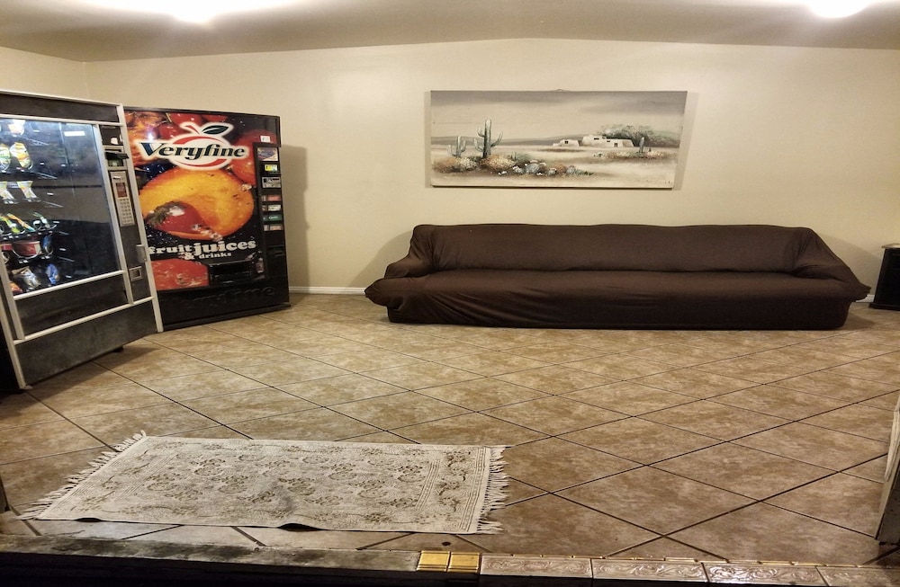 Monterey Inn Hotel - photo 52