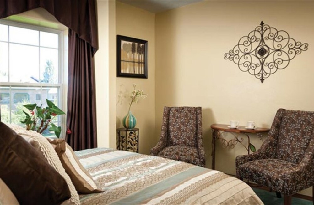 The Roosevelt Inn - photo 9