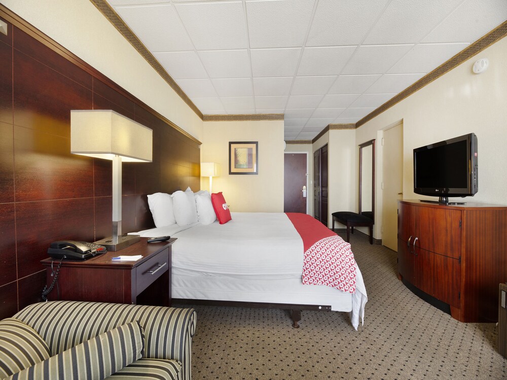 FairBridge Hotel & Conference Center East Hanover - photo 9