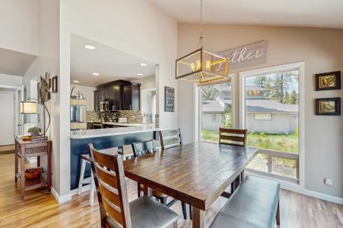 8 Dixie Mountain Lane — Sunriver — photo 3