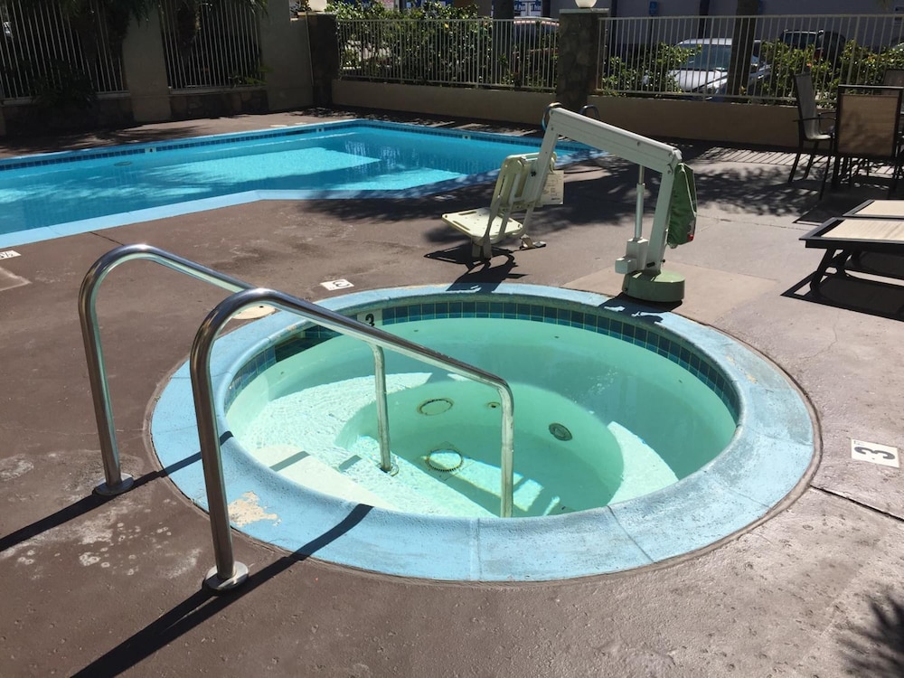 Chula Vista Inn - photo 46