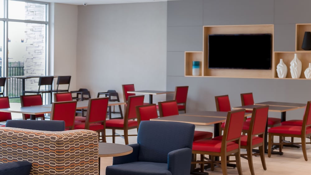 Holiday Inn Express & Suites Tampa East Ybor City by IHG - photo 27