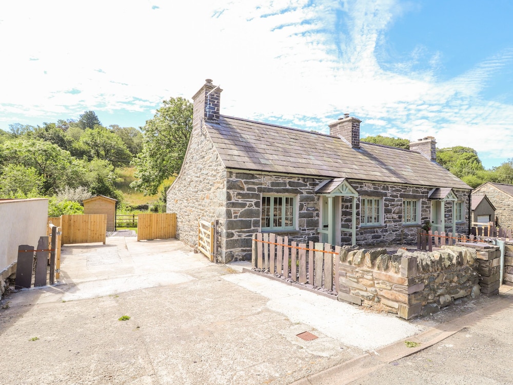 Ffrwdd Galed Uchaf in Bangor, United Kingdom