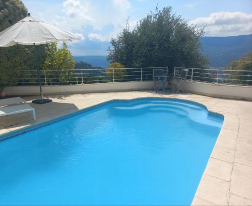 Studio les étoiles d'Azur — hotel in Aspremont