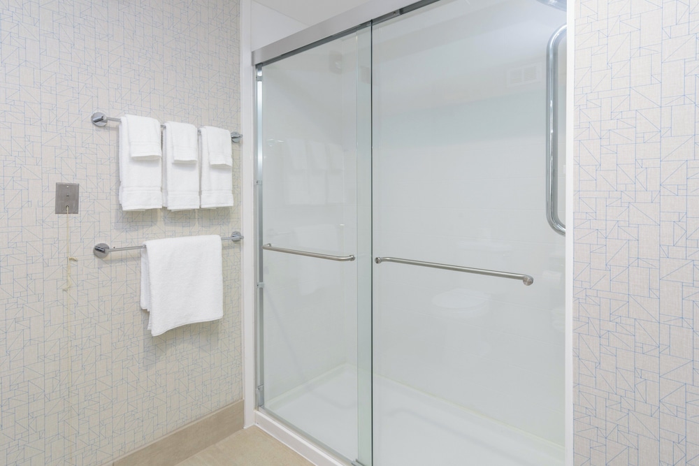 Holiday Inn Express Southington by IHG - photo 22