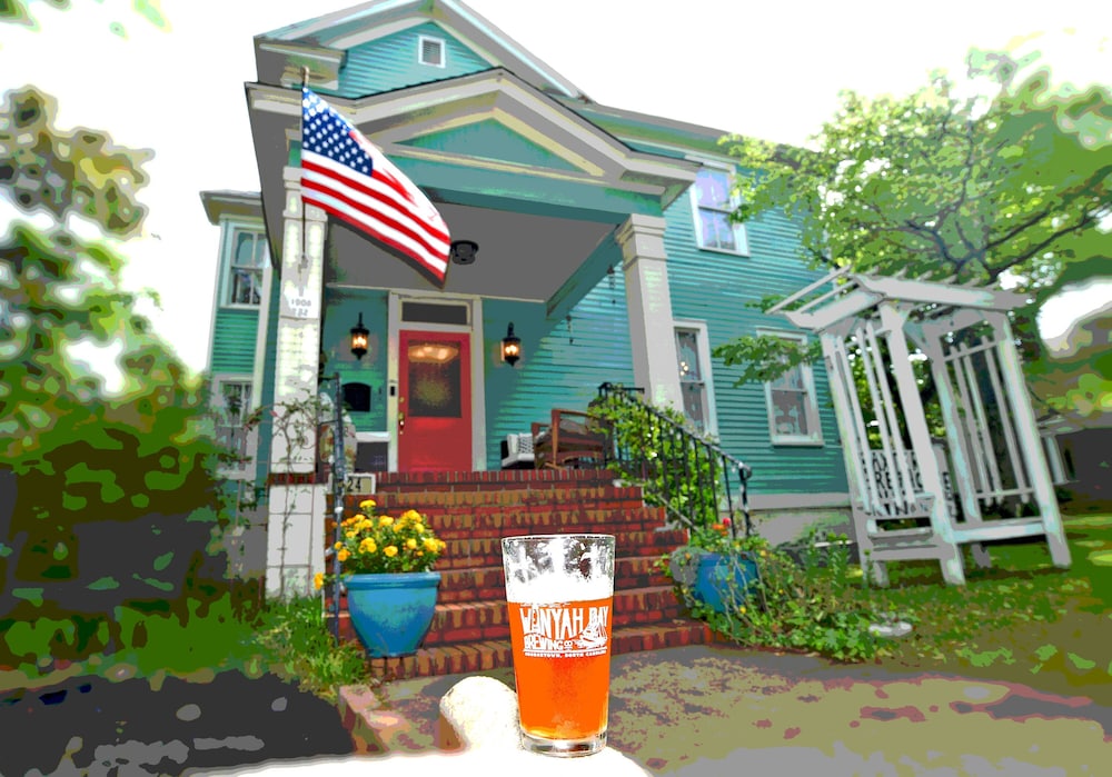 Baxter’s Brewhouse Inn in Georgetown, United States