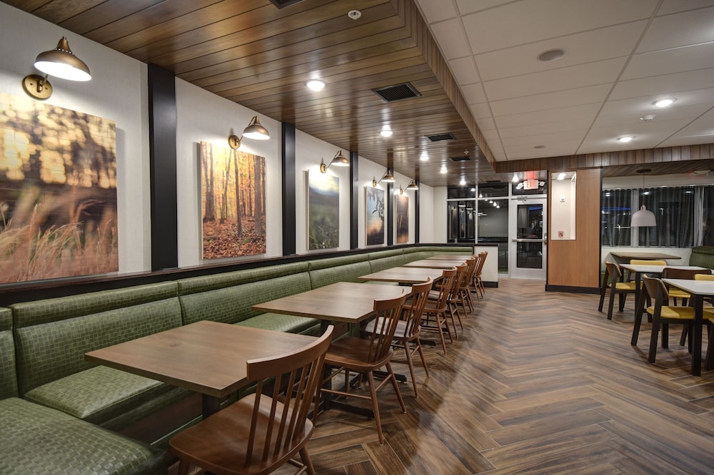 Fairfield Inn & Suites by Marriott Grand Rapids Wyoming - photo 29