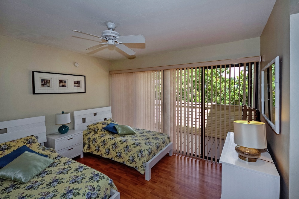 Bird's Nest Beach Townhomes - photo 4