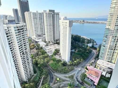 Leisure 1Bedroom Balcony Suites Gurney — 4-Star Luxury Hotel in George Town, Malaysia
