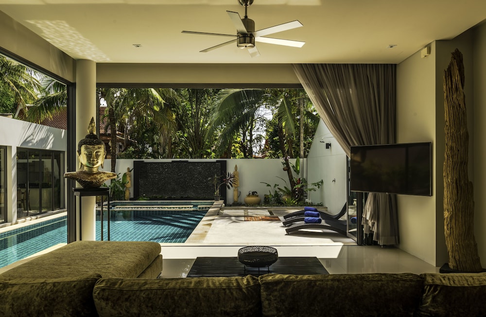 Amazing 5BR Seaview Private Pool Villa by Intira Villas — 4-Star Luxury Hotel in Rawai, Thailand