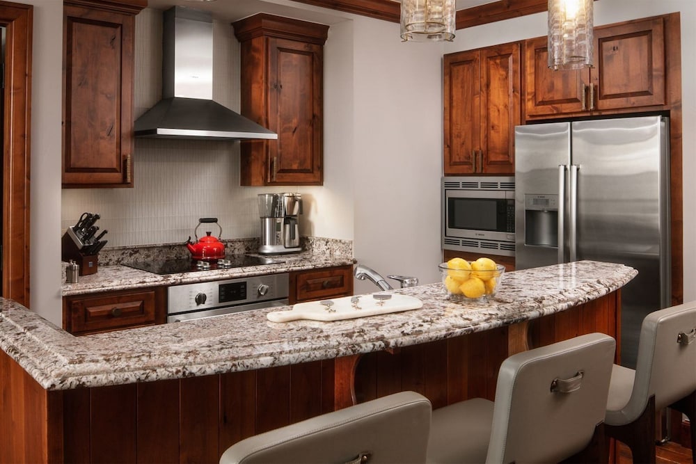 Vail Ritz Carlton 2 Bed - photo 4