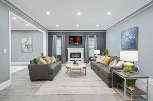 Atlanta Gem Near Mercedez Benz Stadium & Stone Mtn Prk in Decatur, United States