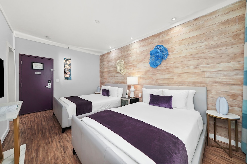 Hotel Shelley - photo 8