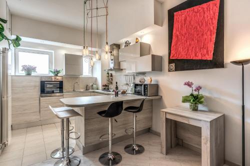 Dante Secret Home — 4-Star Luxury Hotel in Rome, Italy