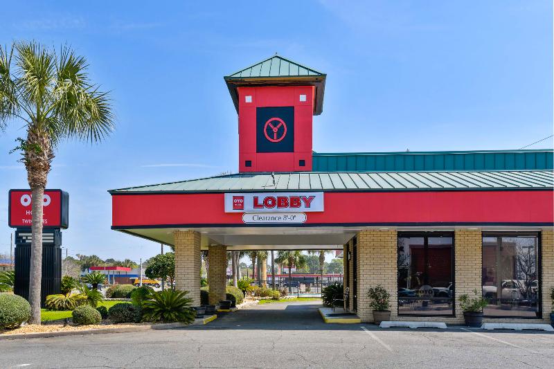 OYO Hotel Lake Park Valdosta I 75 Exit 5 — hotel in Lake Park