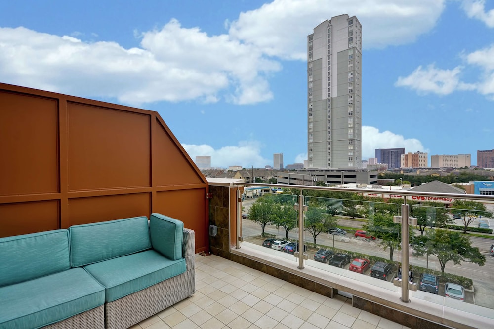 Home2 Suites by Hilton at the Galleria - photo 12