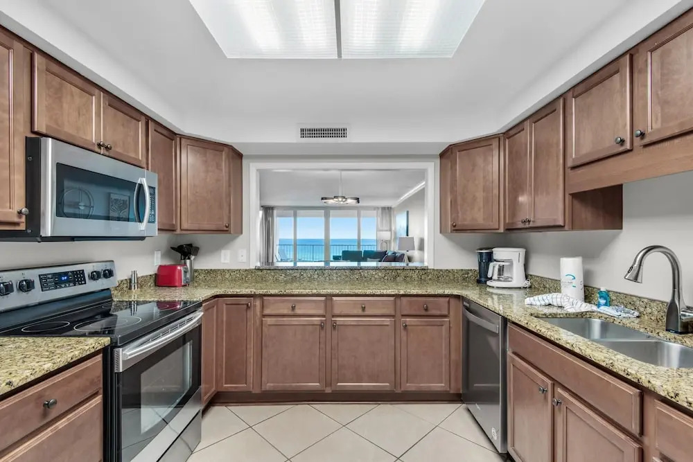 Shoreline Towers 3092 - photo 20