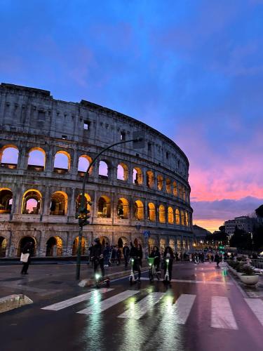 In the shadow of the Colosseum — 4-Star Luxury Hotel in Rome, Italy