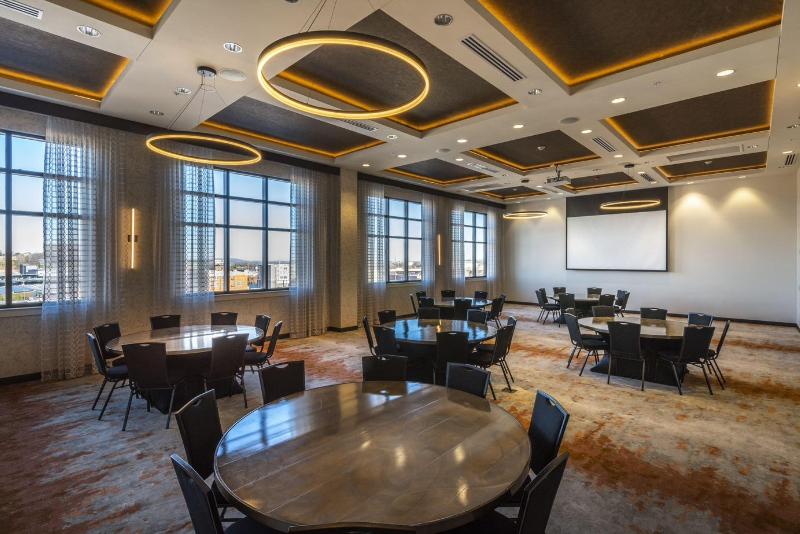 Hotel Indigo Tulsa Dwtn Entertainment Area - photo 34