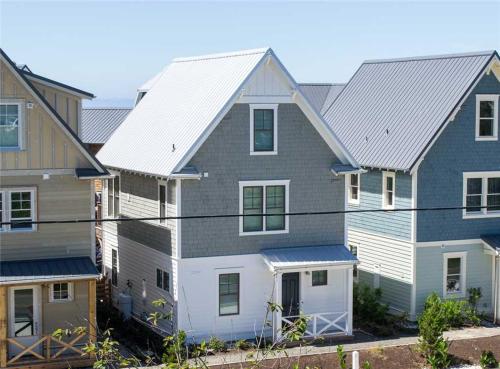 The Seaberry by Seabrook Hospitality in Huntington Beach, United States