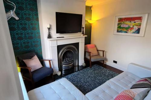 Central Harrogate Townhouse Hic Bottom of Road
