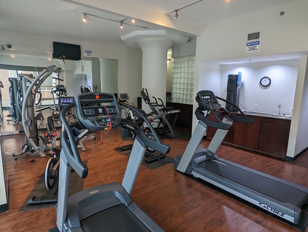 Atheneum Suite Hotel - photo 11