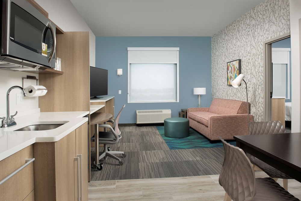 Home2 Suites by Hilton Miami Doral West Airport - photo 16