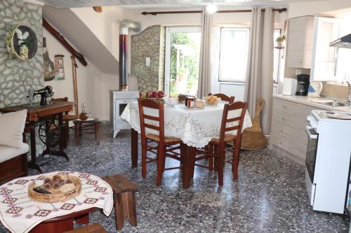 Mary's house — 4-Star Luxury Hotel in Makrychori, Greece