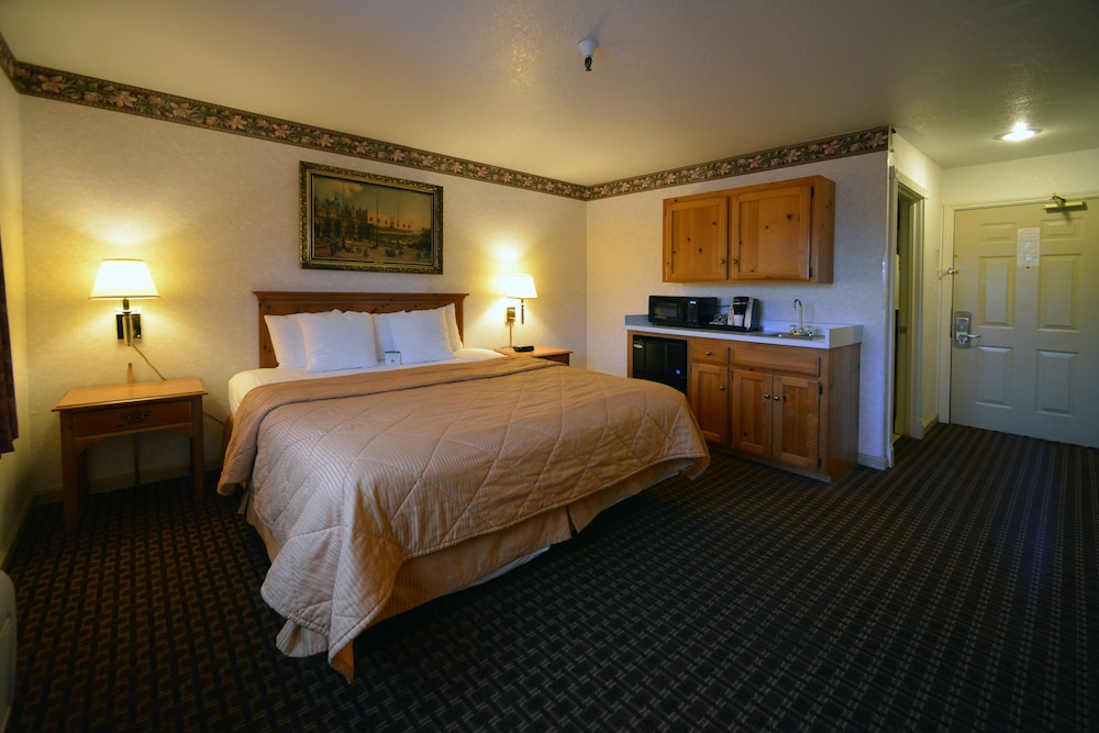 Cherry Orchard Inn - photo 13